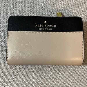 Kate Spade Black and Cream Staci medium bifold Women's Wallet